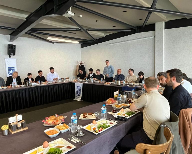 TEKDER Kocaeli Şubesi Babam Elimden Tuttu programı