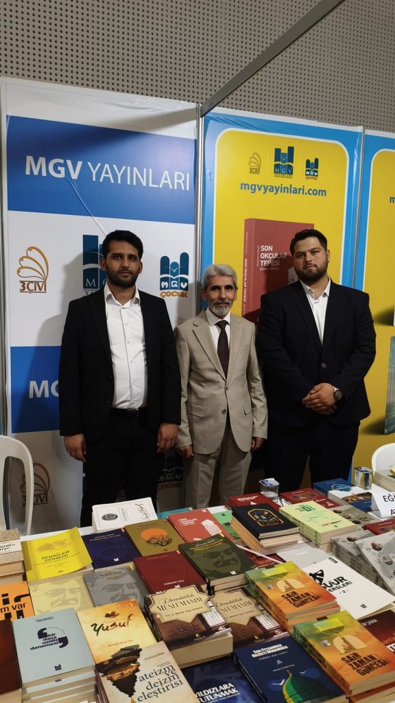 16. Kocaeli Kitap Fuarı MGV Yayınları standı